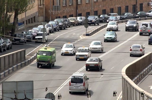 Երթևեկության փոփոխություն Աբովյան-Կորյուն խաչմերուկում