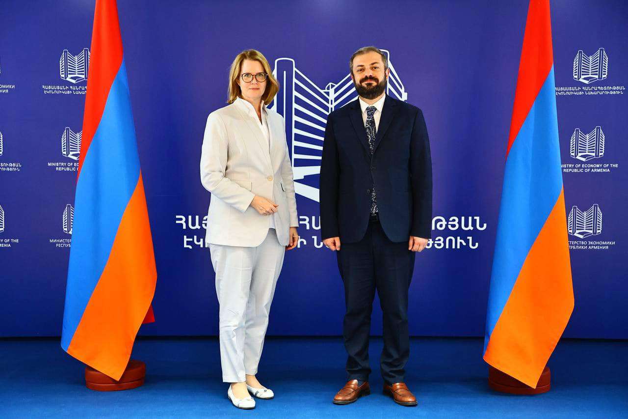 Պապոյանը և Գերմանիայի դեսպանը քննարկել են տնտեսության դիվերսիֆիկացիային վերաբերվող հարցեր