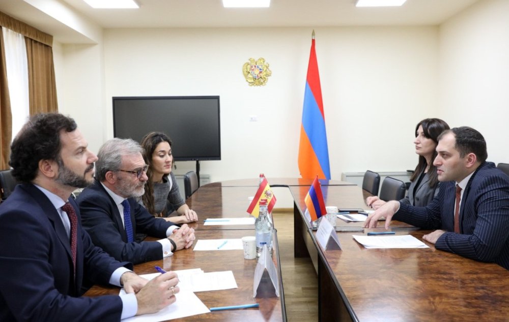 ԲՏԱ նախարարի տեղակալն ընդունել է դեսպան Վասկեսին