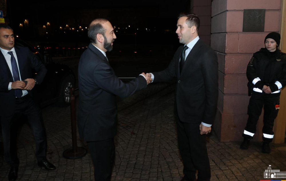 Արարատ Միրզոյանը հանդիպում է ունեցել Բենջամին Դուսայի հետ