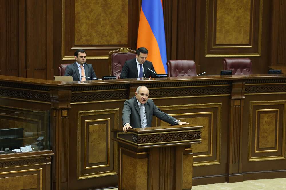 Վարչապետը կոռուպցիայի դեմ պայքարը բավարար արդյունավետ չի համարում