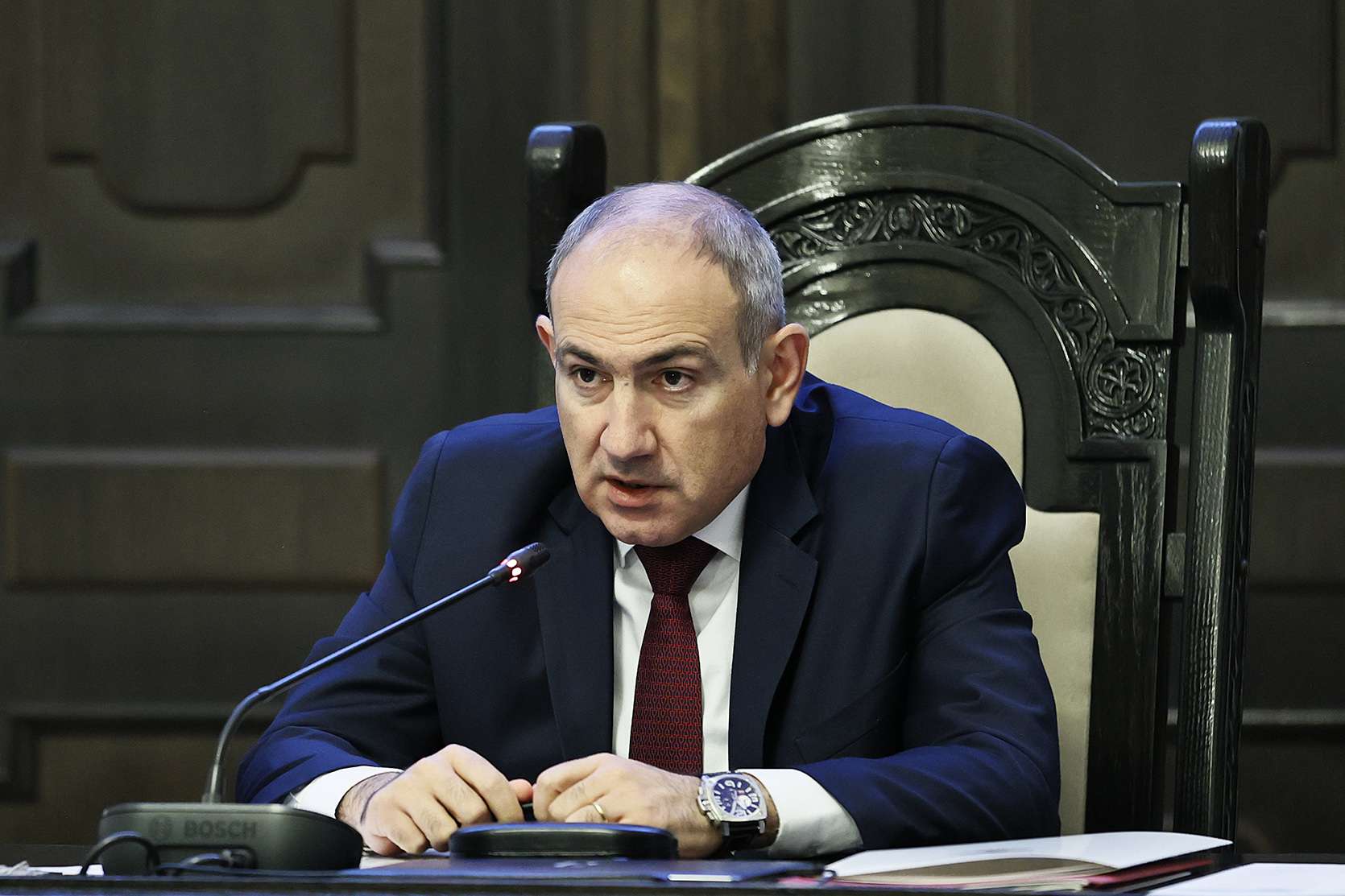 Պետական պաշտոնյաներին խնդրում եմ կարդալ այս գրառումը. Փաշինյան