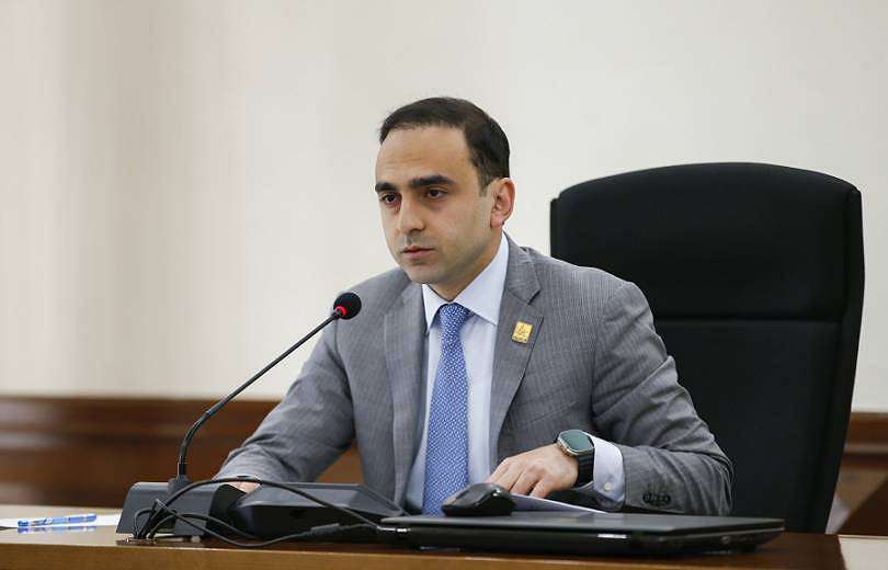 Քաղաքապետարանը վերանայում է միասնական տոմսային համակարգի սակագները