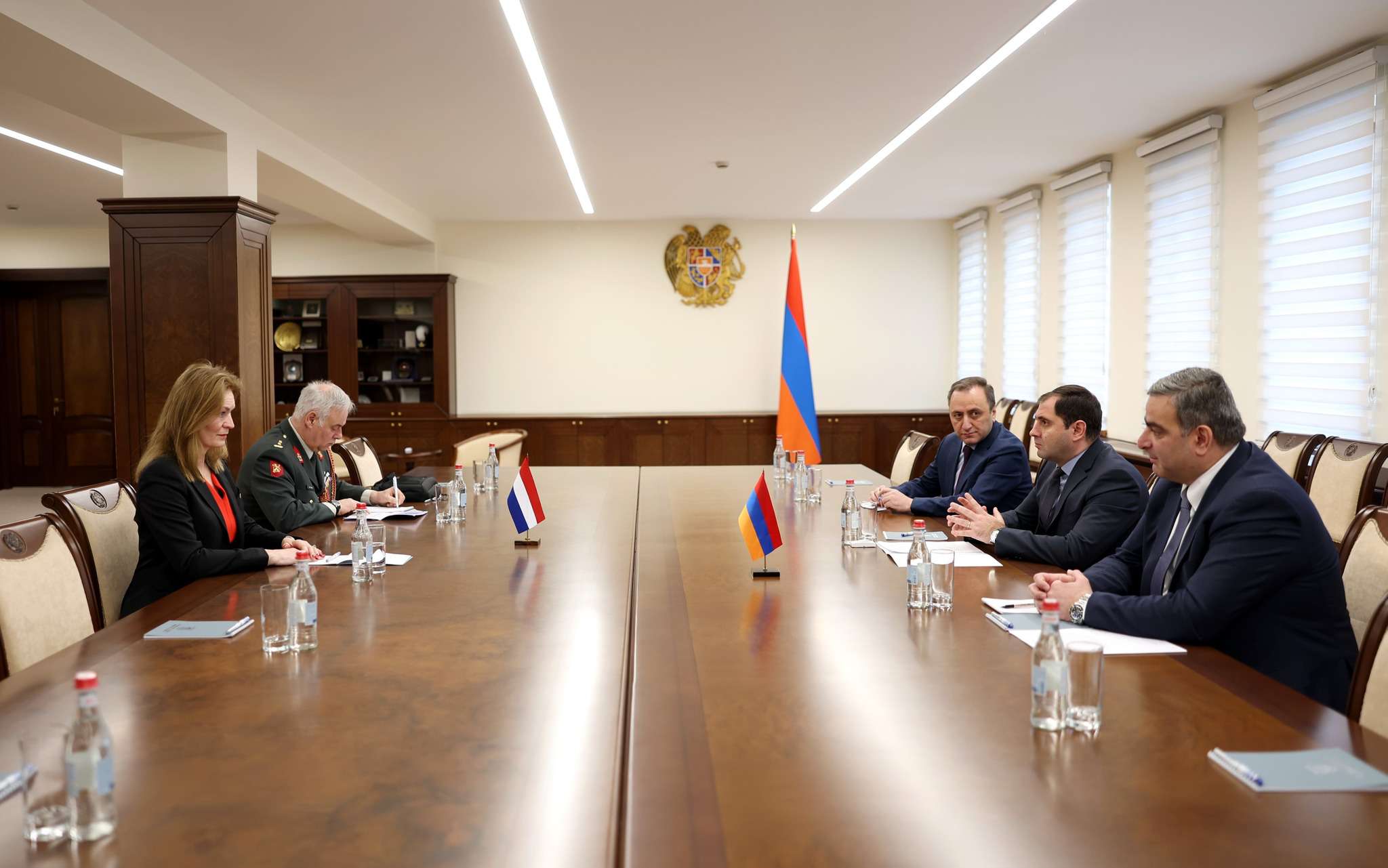 Քննարկել են ՀՀ-ի և Նիդերլանդների միջև համագործակցության հնարավորությունները