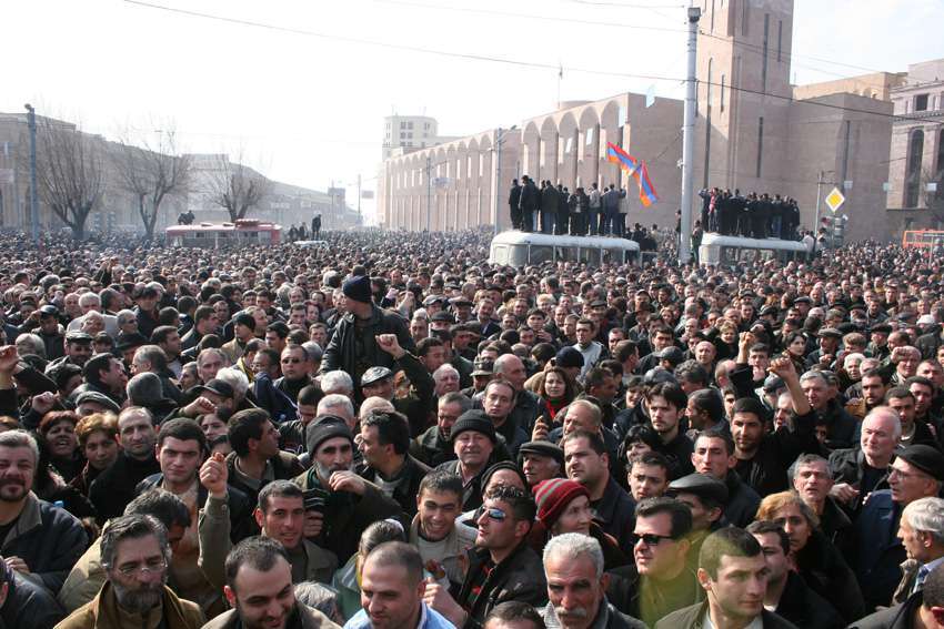 «Մարտի 1»-ի գործով մեղադրանքի բովանդակությունը փոփոխել չէինք կարող. դատախազ