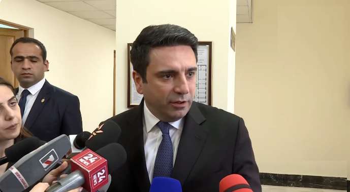 Քոչարյանը չի կարողացել նորեկ մրցակիցներին հաղթել. Սիմոնյան