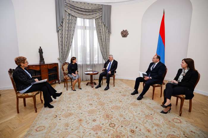 Մհեր Գրիգորյանն ընդունել է Իրինա Սեյլանյանին