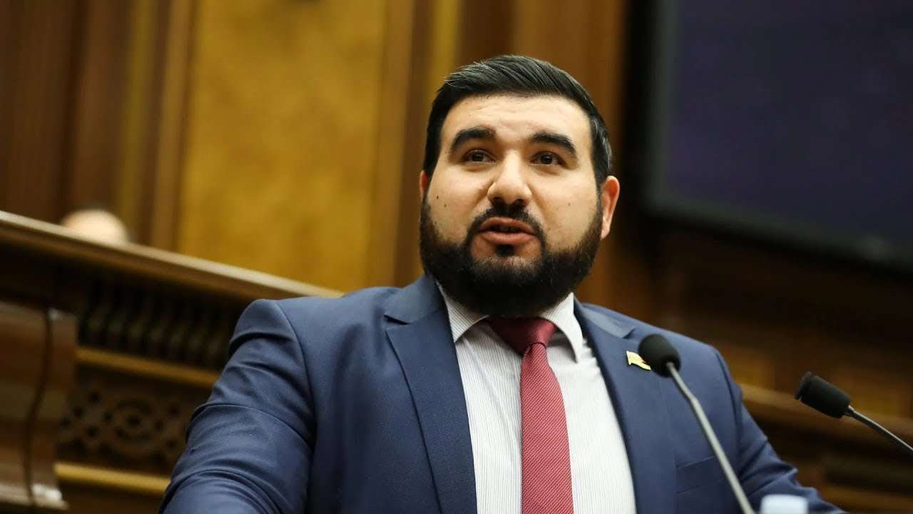 Ուժեղ տղամարդ լինելուց առաջ նախևառաջ անհրաժեշտ է տղամարդ լինել. Վահագն Ալեքսանյանը՝ Լևոն Քոչարյանին