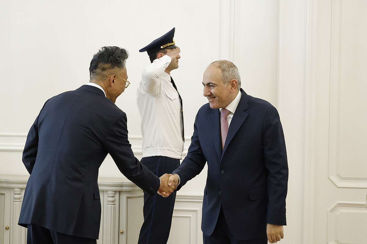 Վարչապետն ու ՉԺՀ դեսպանը կարևորել են ուղիղ ավիաչվերթերի թվի ավելացումը