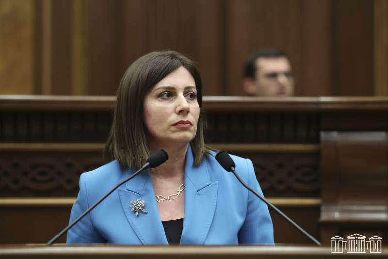 Հիշում եմ՝ ինչպես մտաք սենյակս, պատռեցիք զոհված զինծառայողների նկարները․ Ավանեսյան