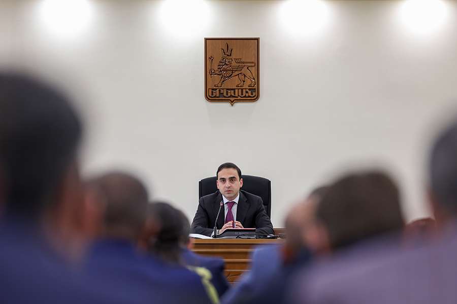 Կամ կվերանայենք աշխատակիցների քանակը, կամ նրանց աշխատաոճը կփոխվի. Ավինյան