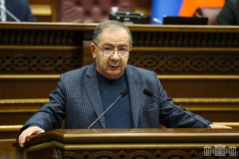 Մայր Աթոռ զենքով, դիմակով, բերետով ներխուժումը սրբապղծություն է. Աղվան Վարդանյան