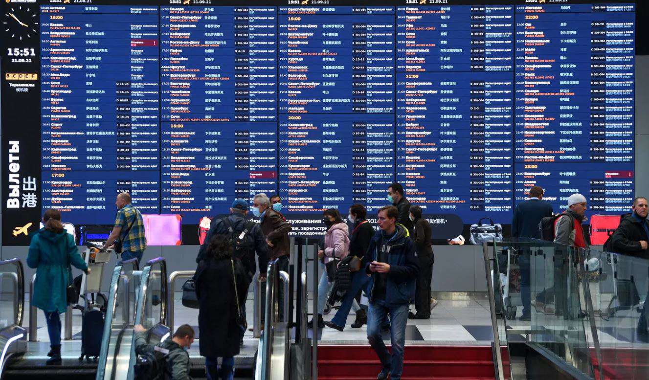 Երկու օրում ռուսական օդանավակայաններում չեղարկվել է 485 չվերթ