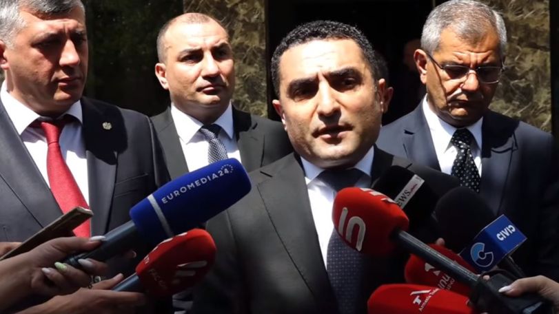 Դավիթ Ղազինյանը ձև չունի մնալու, մասսայական ազատումներ չեն նախատեսվում․ Ռոմանոս Պետրոսյան