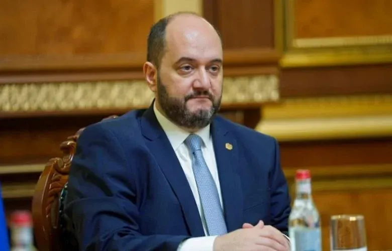 Սեյրան Օհանյանը  պաշտպանական շրջան կառուցելու փոխարեն Սևանում տուն է սարքել.  Հարությունյան