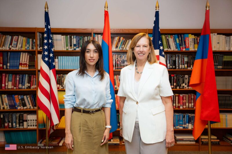 ԱՄՆ դեսպանն ու Գոհար Աբաջյանն անդրադարձել են ՀՀ-ում ամերիկյան ներդրումների ավելացմանը