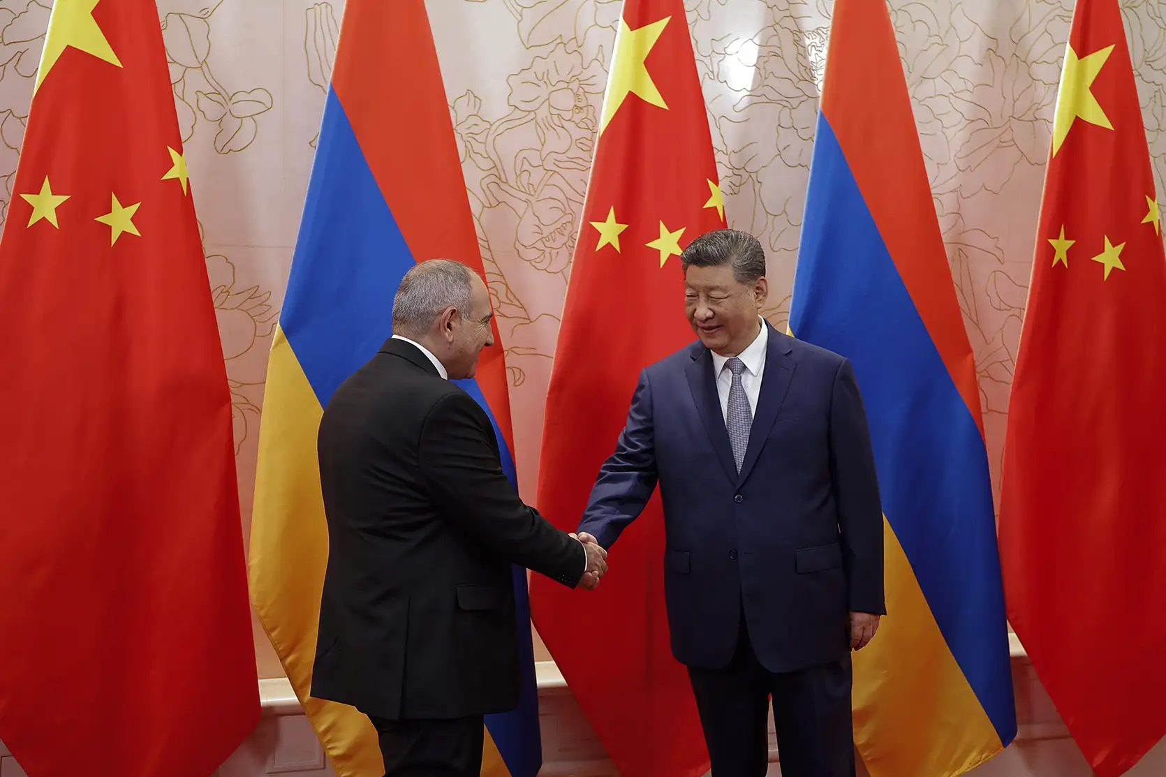 ՀՀ-ի և Չինաստանի միջև ռազմավարական գործընկերություն հաստատելու մասին համատեղ հայտարարությունը