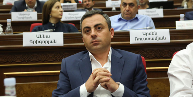 Այսօր հայ ազգի ամենահարուստ հայերից մեկը գտնվում է Բաքվի բանտում, մյուսը՝ ՀՀ-ի. Սաղաթելյան