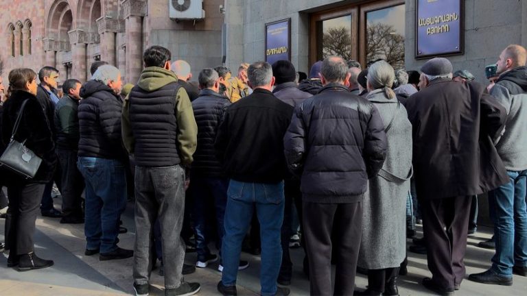 Արցախից զոհվածների ընտանիքների վարկերը կմարի պետությունը