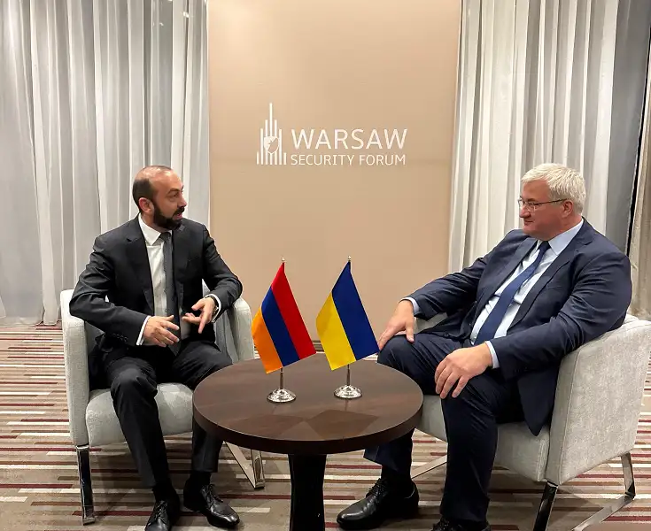 Միրզոյանը հանդիպել է Ուկրաինայի ԱԳ նախարարի հետ