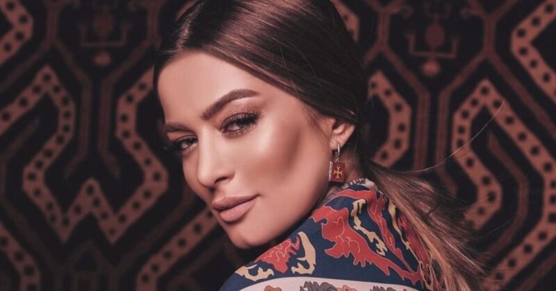 Եկեք չքաղաքականացնենք, բայց հաճելի էր վարչապետի կողմից ընտրվել որպես միակ արտիստ. Իվետա Մուկուչյան