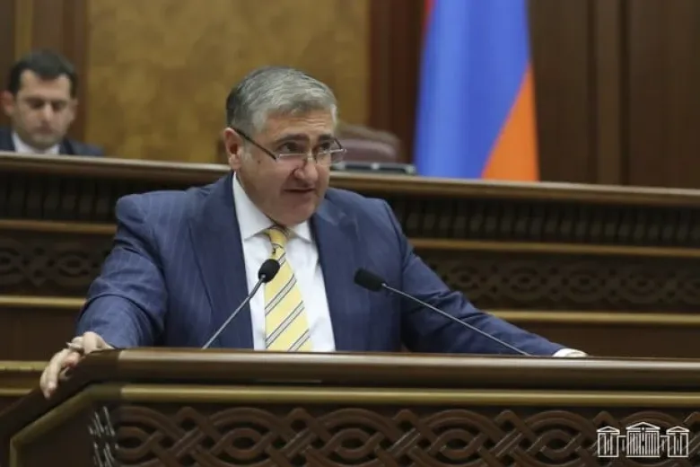 Շատ չբողոքեք, եթե վաղը մատնաքաշն էլ էն համը չունենա․ Արթուր Խաչատրյան