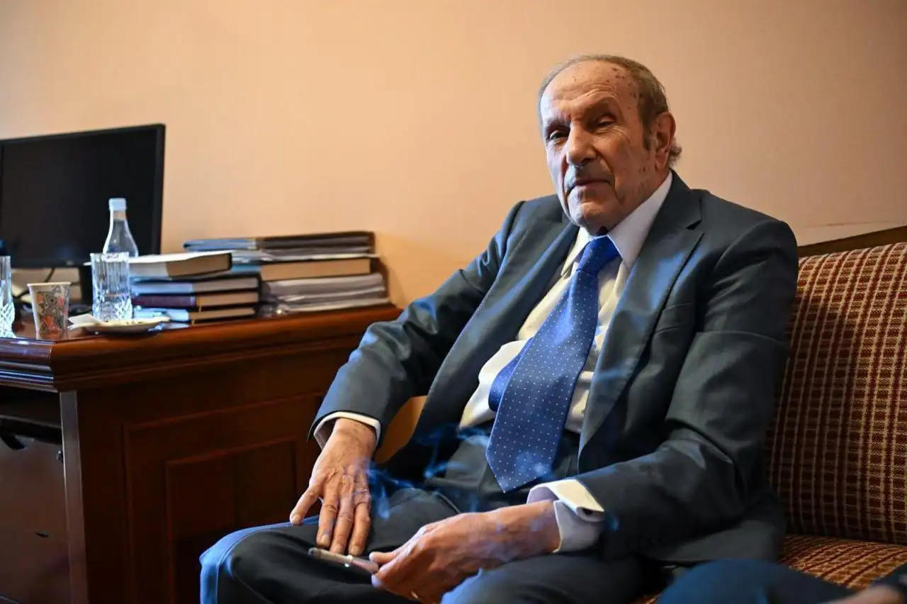 Լևոն Տեր-Պետրոսյանը վերընտրվել է ՀԱԿ նախագահ