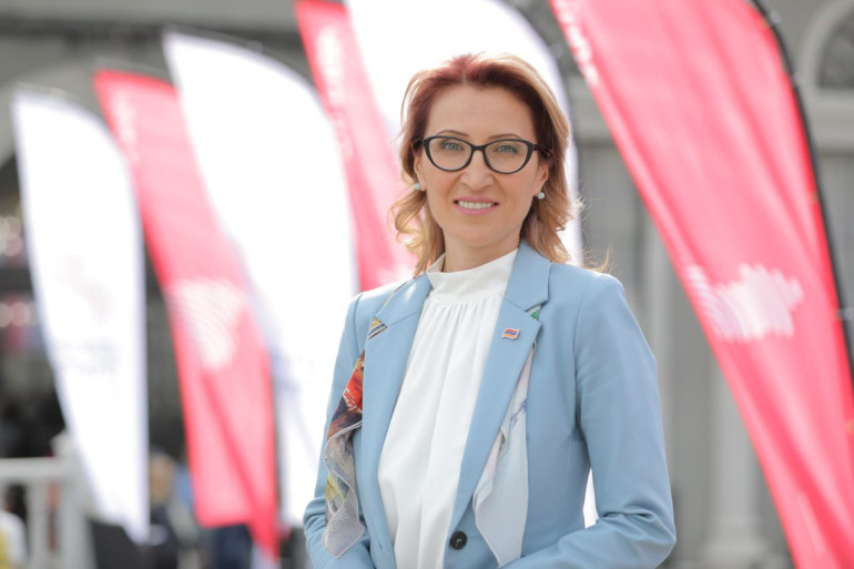 Բանակը ոչ միայն պետք է պաշտպանի, այլ նաև՝ լինի պաշտպանված՝ պետության հոգատարությամբ. Մանե Թանդիլյան