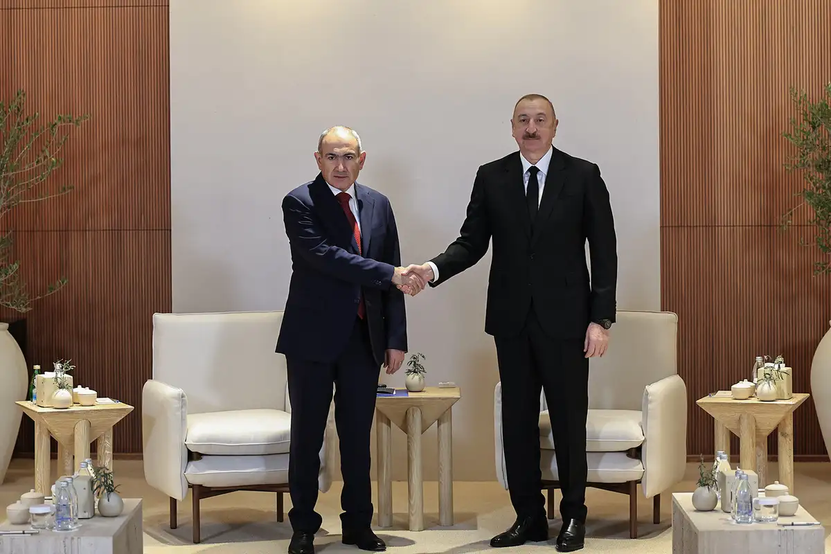 Հայտնի է՝ ինչ են քննարկել Փաշինյանն ու Ալիևը