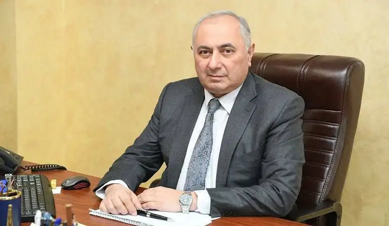 Իրավապահները «Իզմիրլյան» ԲԿ-ի տնօրենի աշխատեսնյակում են