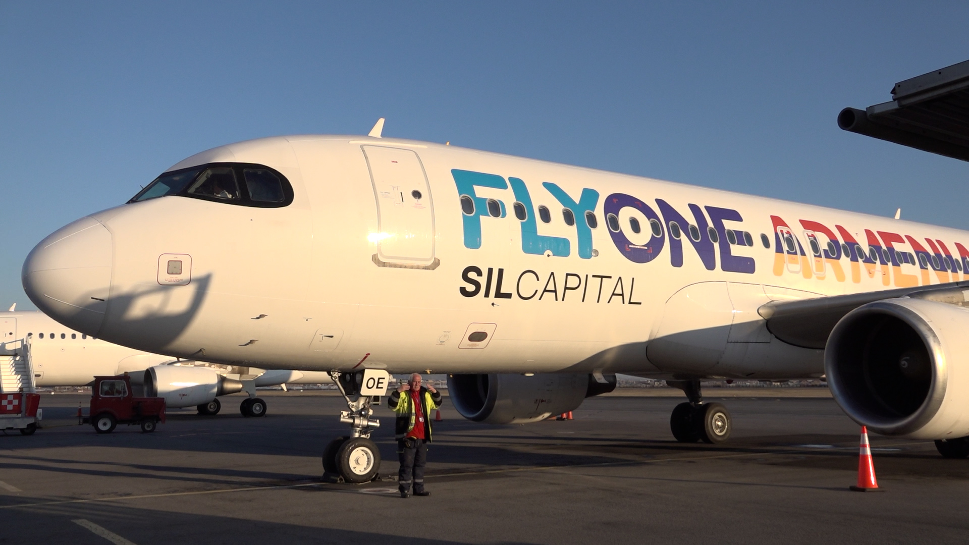 FlyOne Armenia-ն համալրեց նավատորմը նոր Airbus A320 օդանավով