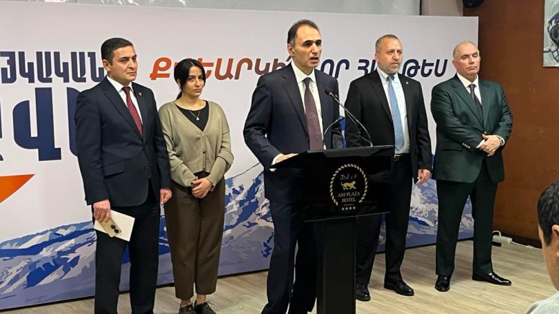 «Հայաքվե»-ն ընտրություններին կմասնակցի այլ ուժերի հետ