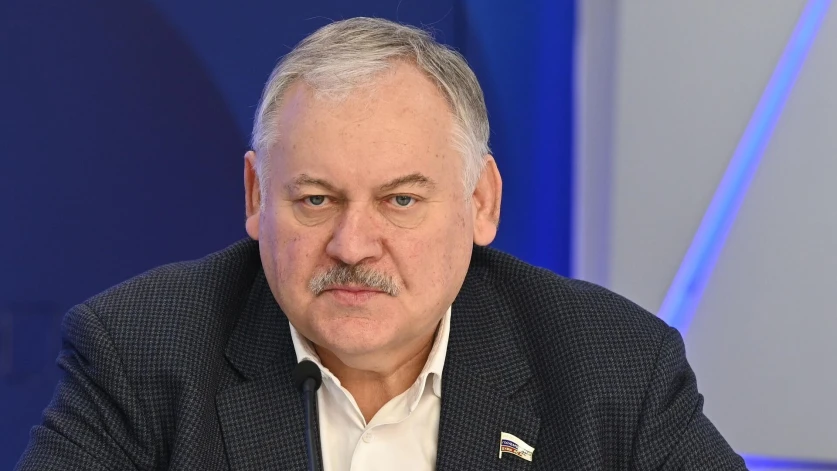 Փաշինյանի և Ալիևի «մարդկային եղբայրության» շնորհիվ 120,000 ղարաբաղցիներ փախստական ​​են դարձել. Զատուլին