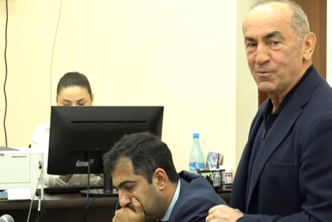 Ես հիմա նստած պետք է նայեմ, լսեմ մի մարդու, ով ուղղակի մասնակից է եղել իմ ապօրինի կալանքին. Ռոբերտ Քոչարյան