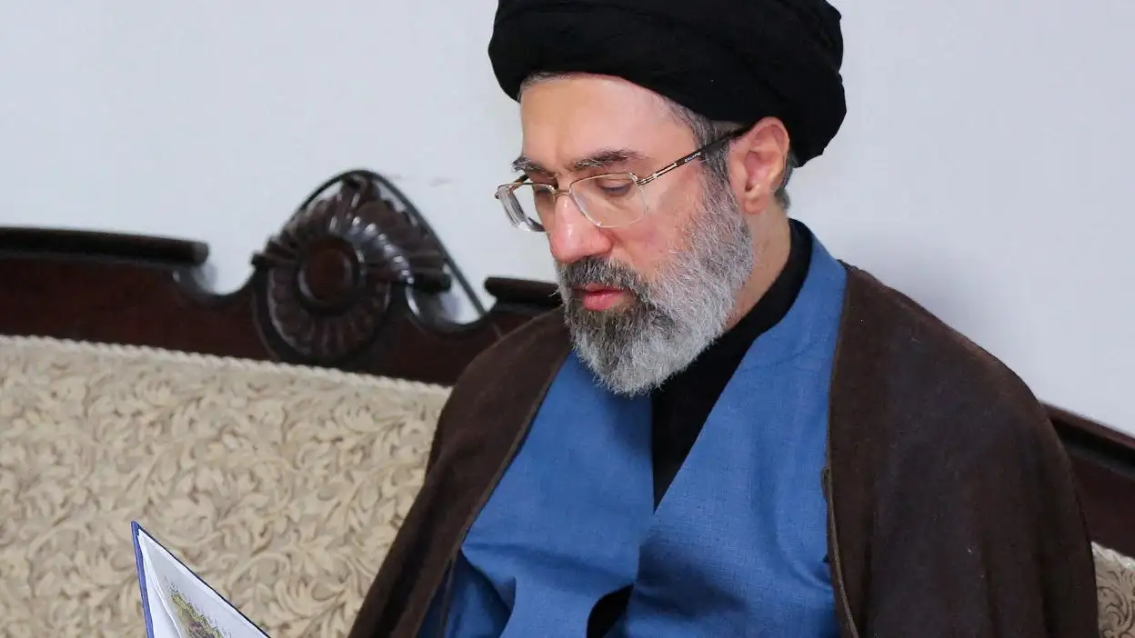 Իրանի նոր հոգևոր առաջնորդը կոմայի մեջ է. The Sun