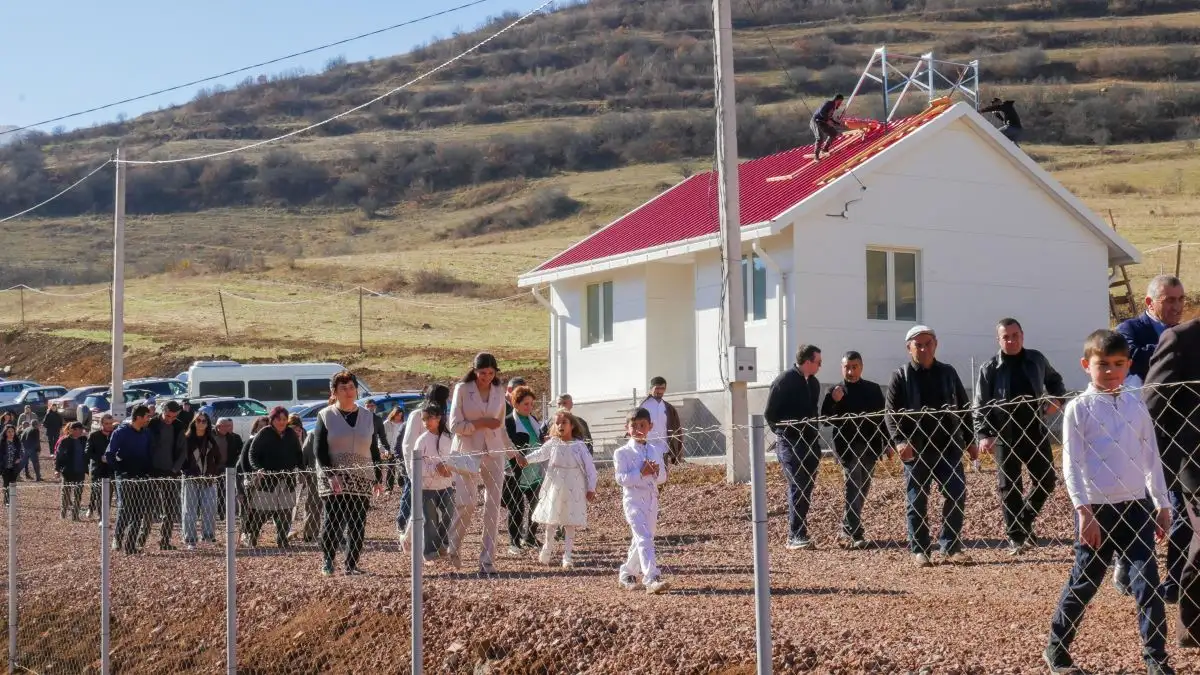 Ղարաբաղից տեղահանված 34 հազար 576 անձ ստացել է ՀՀ քաղաքացիություն. ՆԳՆ նախարար