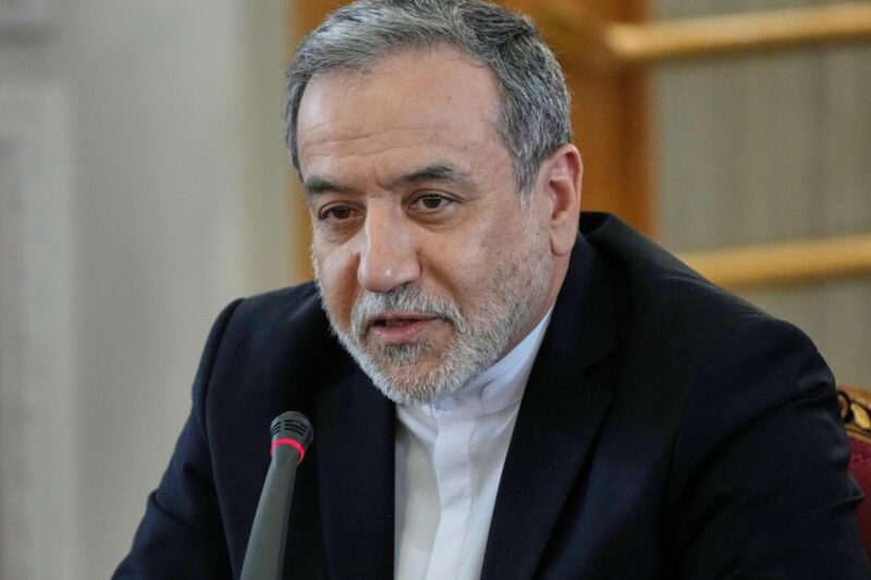 Իրանը հրադադար չի խնդրում. Արաղչի