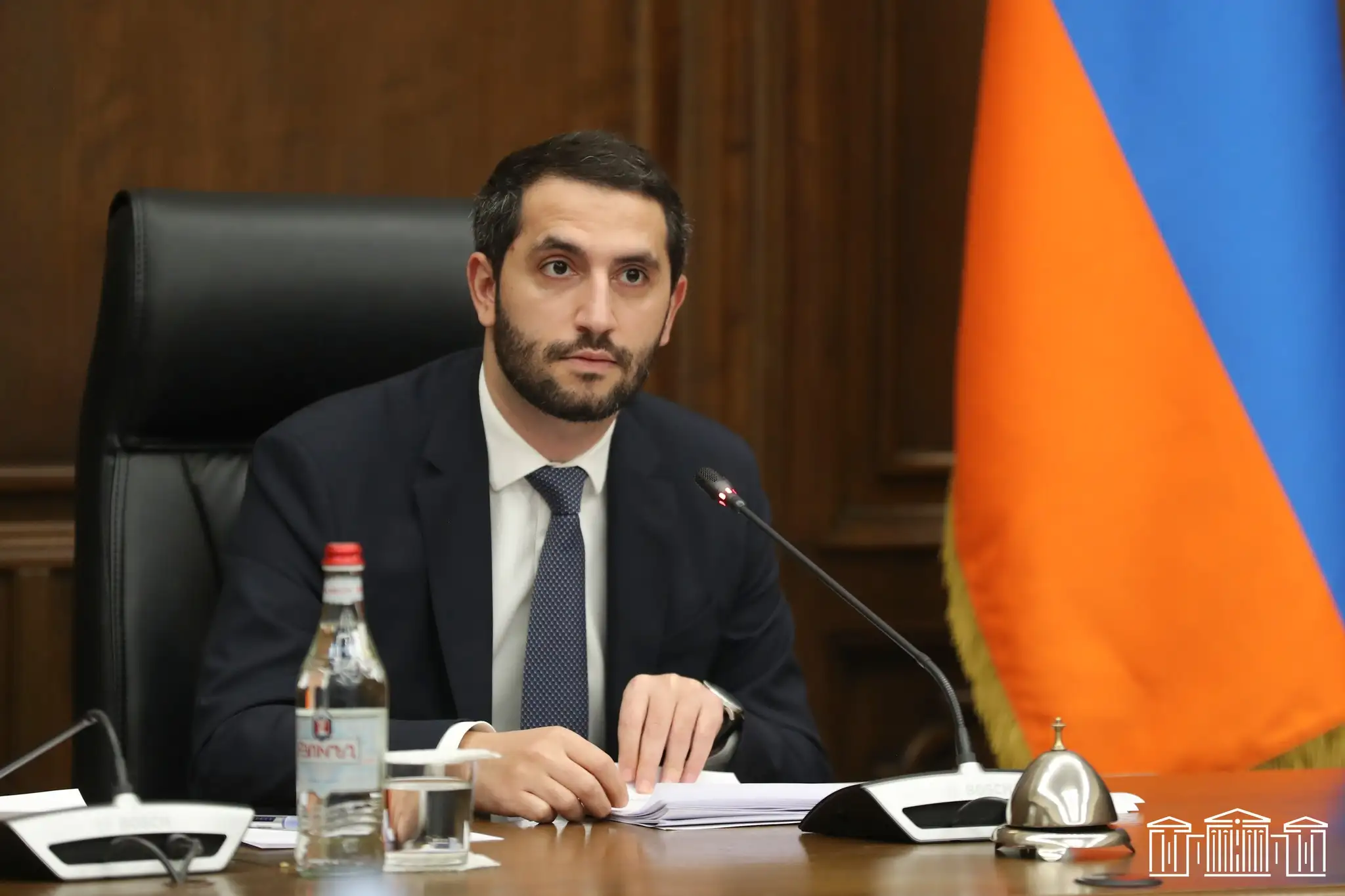 Ժողովուրդը պետք է ընտրություն կատարի խաղաղության կամ պատերազմի եռագլուխ կուսակցությունների միջև. Ռուբինյան