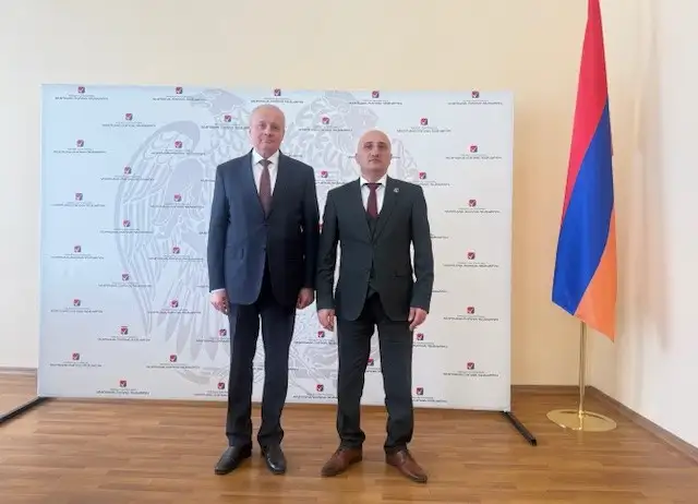 ՌԴ դեսպանը ԿԸՀ-ում հետաքրքրվել է ընտրությունների նախապատրաստական ընթացքով