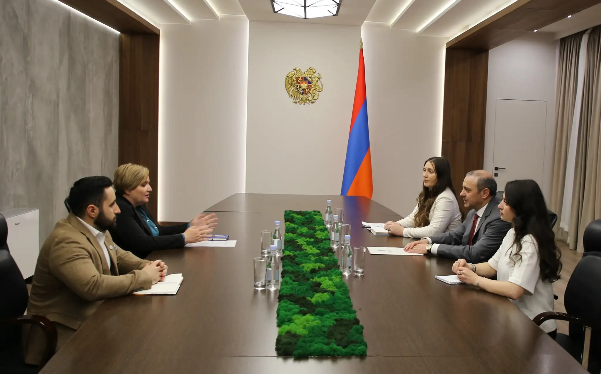 Արմեն Գրիգորյանն ընդունել է ՀՀ-ում Կարմիր խաչի միջազգային կոմիտեի պատվիրակության ղեկավարին