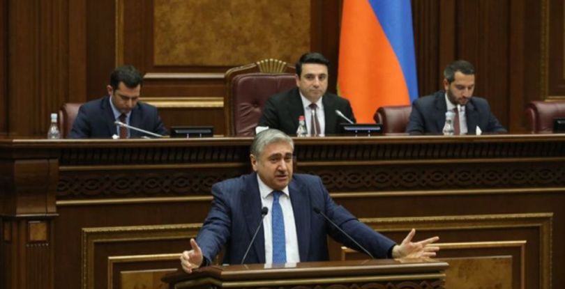 ՔՊ-ի գնացքն արդեն մեկնել է, հիմա կախվել են փրփուրներից. Արթուր Խաչատրյան