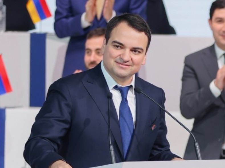 Մեր հասարակությունը 2 այլընտրանք ունի․ Սամվել Կարապետյան կամ Փաշինյան․ Նարեկ Կարապետյան