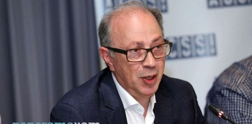 Եթե հրաժարվում ենք մեր իսկ լեզվից և հիշողությունից, պետք է գիտակցենք՝ սա քաղաքական ընտրություն չէ, սա հրաժարում է մեր պատմությունից ու ապագայից. Արա Այվազյան