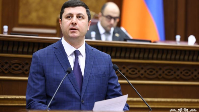 Իշխանությունը չունի որևէ բարդույթ՝ հատելու կարմիր գծերը. Աբրահամյան