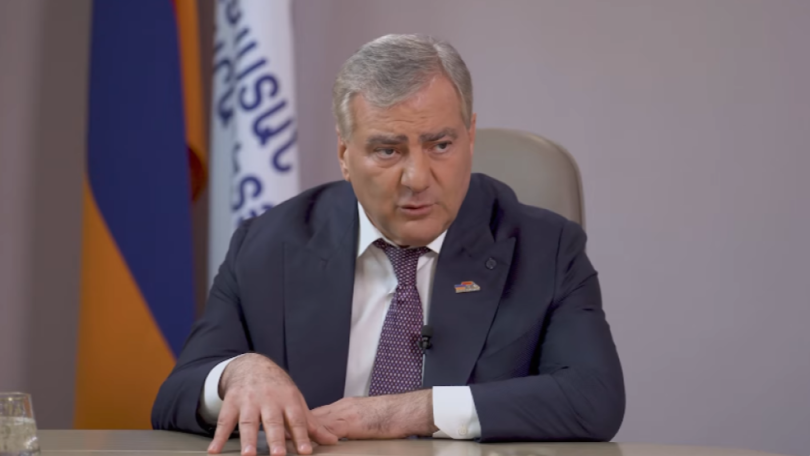 Սամվել Կարապետյանը դատի է տվել Ալեն Սիմոնյանին՝ պահանջելով հերքում