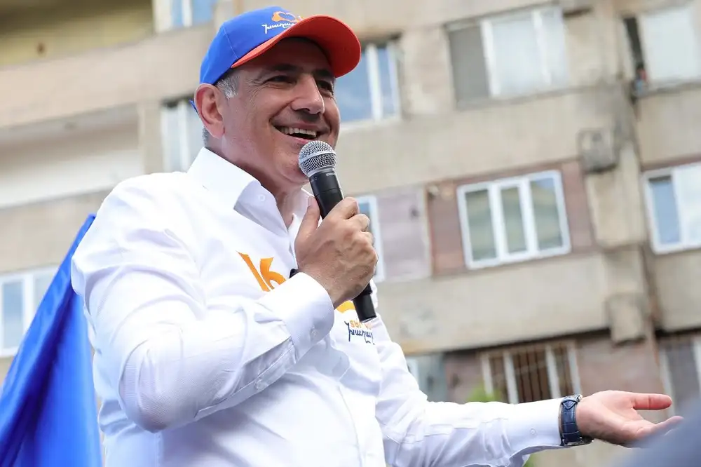 Կալուգացի Սամո, դու օտարերկրացի լրտես ես. Նիկոլ Փաշինյան