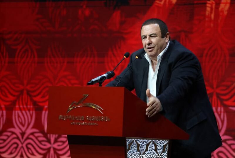 Պետական ծառայողների համակարգը չպետք է լինի տարբեր պաշտոնյաների քմահաճությունների գերին․ Ծառուկյան