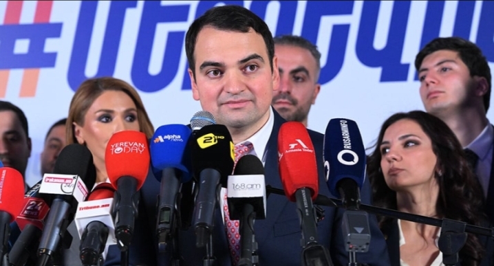 Մի անգամ պարտվել ես, ինչո՞ւ ես քո պարտությունների բարդույթն անընդհատ մեր վրա բարդում.  Կարապետյան