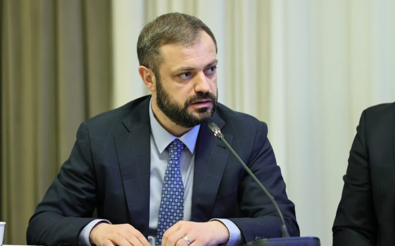 Հունիսի 19-21-ը արտահանվել է 371 տոննա ծիրան, 19 տոննա ելակ
