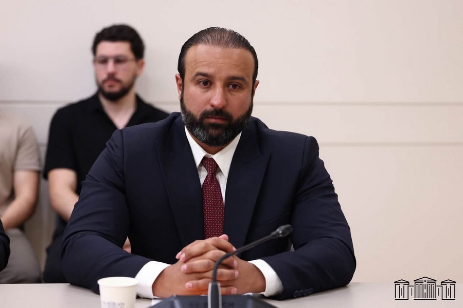Պարոն Քոչարյանի պատճառով մեծ ռեսուրս ենք կորցրել այս նախագծի տապալմամբ. Հայկ Սարգսյանը մեղադրեց Անդրանիկ Քոչարյանին